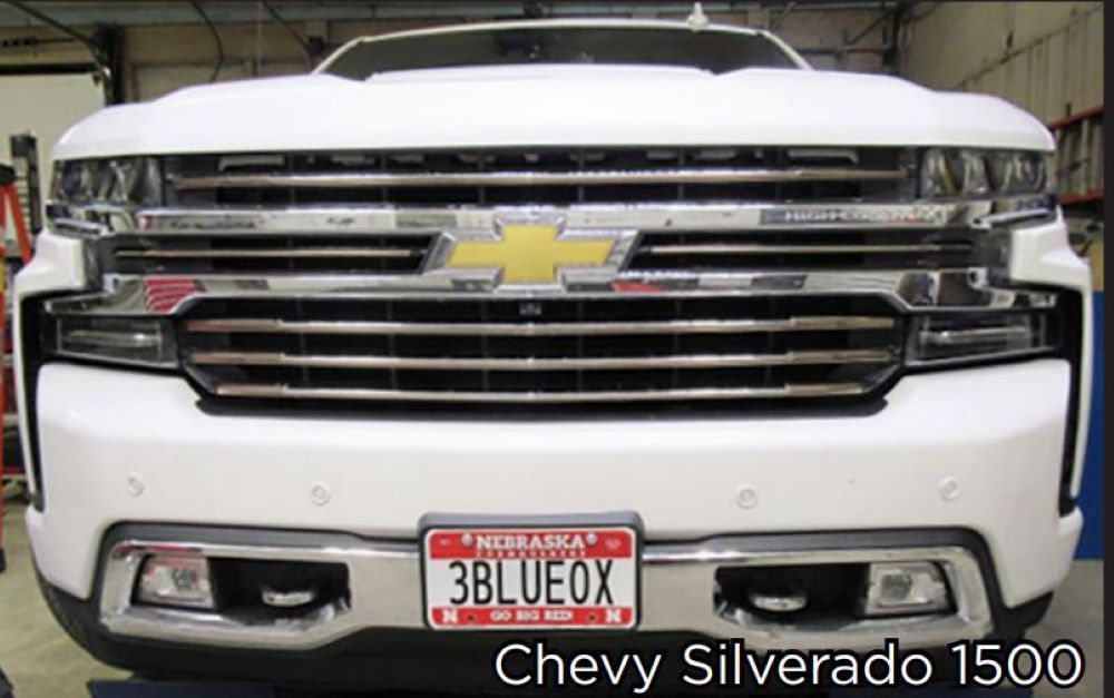 Blue Ox BX1747 Baseplate Fits Select GMC Yukon / Yukon XL AT4 and Chevrolet Suburban / Tahoe Z71 Models