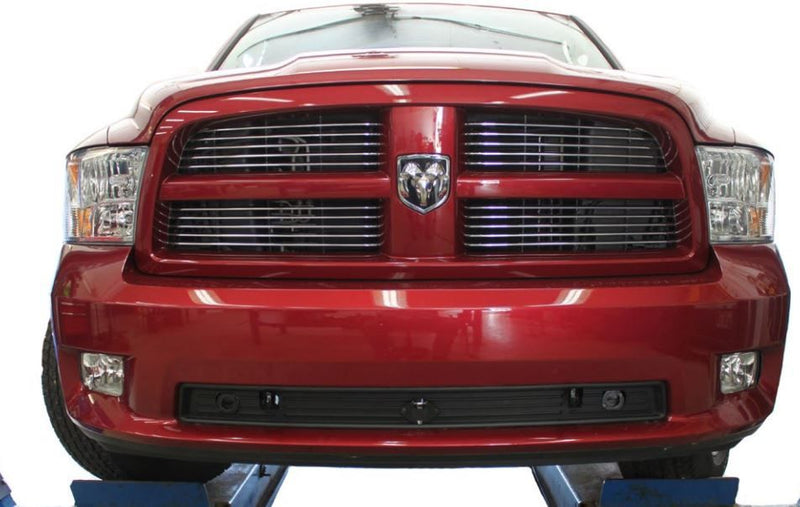Load image into Gallery viewer, Blue Ox Ascent (7,500 lb) Tow Bar &amp; Baseplate Combo fits Select Ram 1500 (Plastic Bumper) (Includes EcoDiesel) (See Compatibility List)
