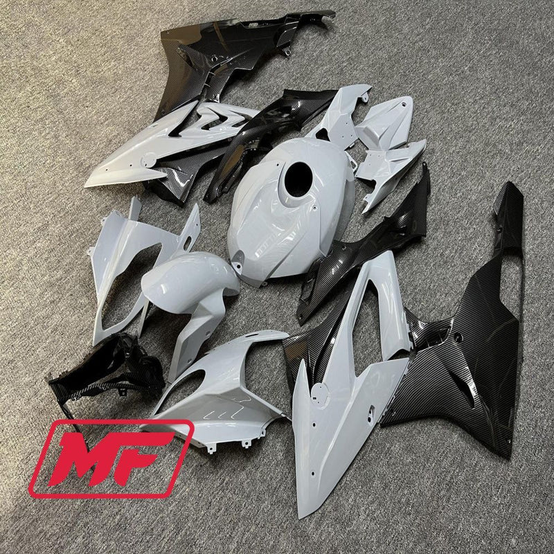 Load image into Gallery viewer, Monster Fairings Full Kit BMW S1000RR 15-16 Nardo Grey w/ Carbon Fiber Style + Windshield + Gas Tank Cover
