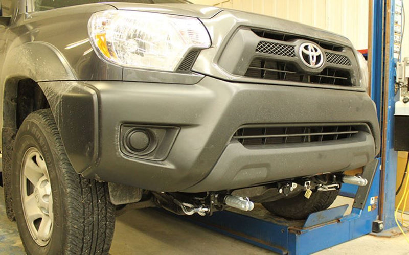 Load image into Gallery viewer, Blue Ox Alpha 2 Tow Bar (6,500 lbs. cap.) &amp; Baseplate Combo fits 2005-2015 Tacoma (All Models) &amp; 2005-2008 Toyota Tacoma Prerunner
