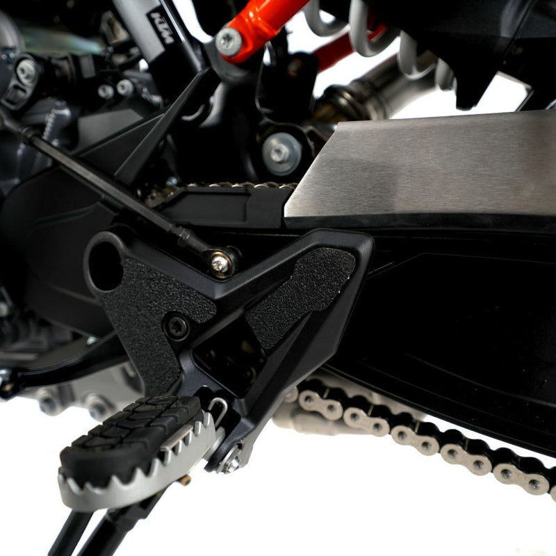 Load image into Gallery viewer, R&amp;G Racing Black Boot Guard Kit For 2022-2024 Husqvarna Norden 901
