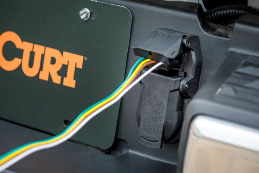 Curt OEM Replacement Dual-Output 7 & 4-Way Connector (Plugs into USCAR)
