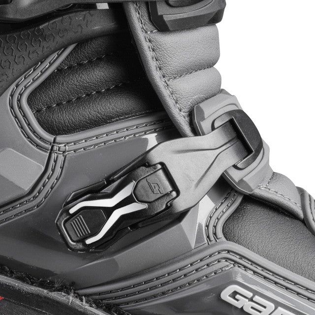 Load image into Gallery viewer, Gaerne SG22 Anthracite Black / Red Boots
