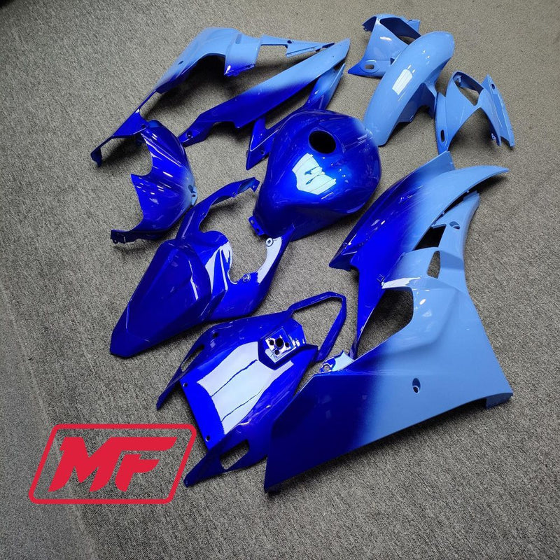 Load image into Gallery viewer, Monster Fairings Full Kit Yamaha YZF R6 06-07 Gloss Blue Gradient + Windshield + Gas Tank Cover
