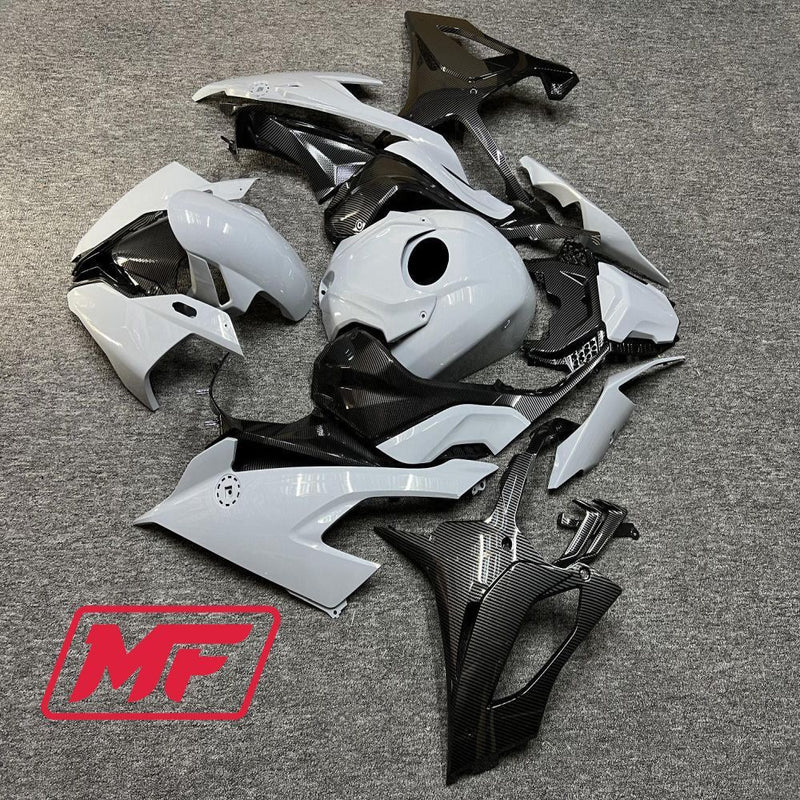 Load image into Gallery viewer, Monster Fairings Full Kit BMW S1000RR 19-22 Nardo Grey w/ Carbon Fiber Style + Windshield + Gas Tank Cover
