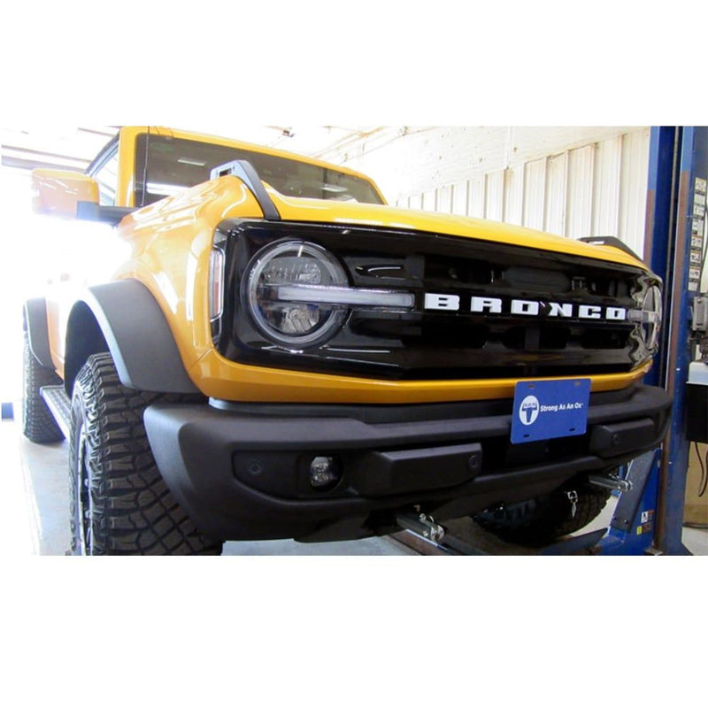 Load image into Gallery viewer, Blue Ox Alpha Tow Bar (8,500 lbs. tow capacity) &amp; Baseplate Combo fits Select Ford Bronco with STANDARD BUMPER (without D'Rings)
