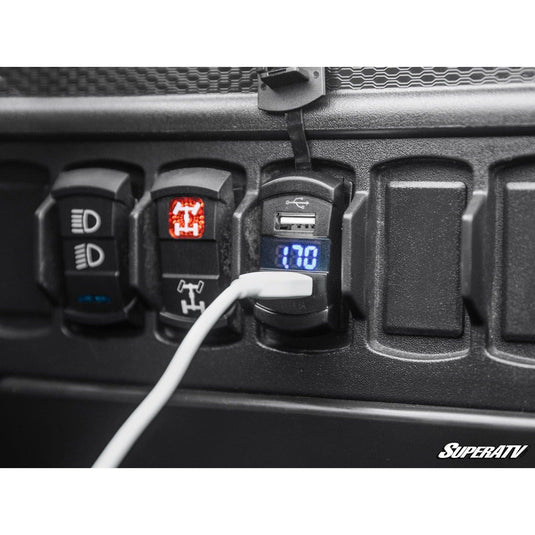 SuperATV 12 V UTV Voltmeter and Dual USB Charger RS-U-001