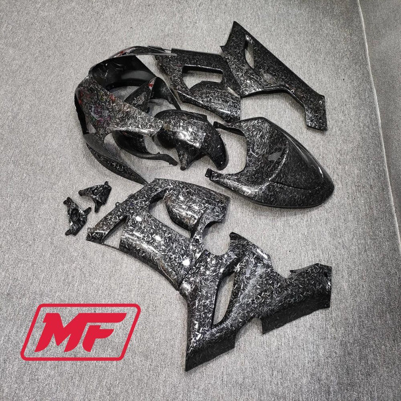Load image into Gallery viewer, Monster Fairings Full Kit Kawasaki ZX-6R 05-06 Forged Carbon Fiber Style + Windshield + Gas Tank Cover
